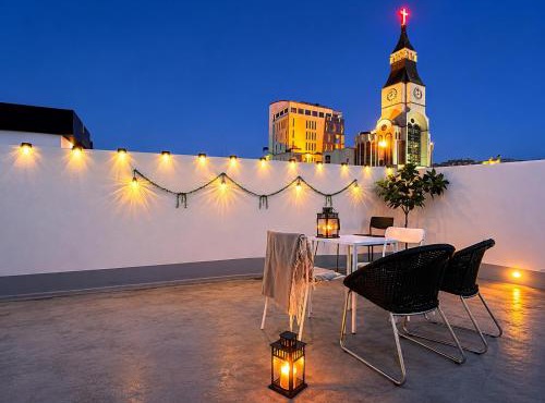 Moonlight Rooftop In Daegu Cathedral View & Cozy Room For 8 Guests