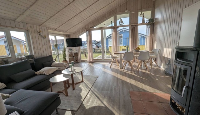North Sea vacation home Huus Eiderente - relaxation, wellness, fireplace, fiber optic WLAN