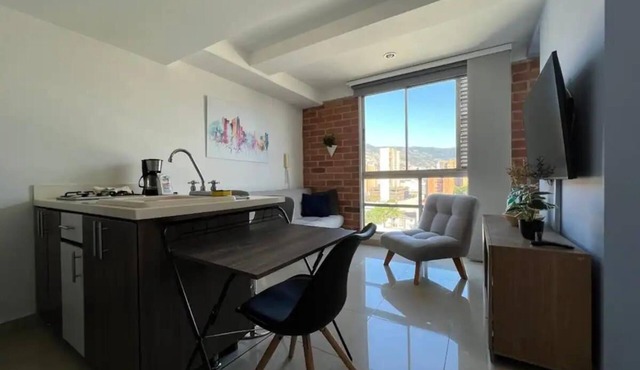 One Bed Apartment with amazing views of Medellin