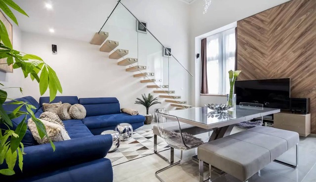 Onyx LOFT Designer Apartment with balcony