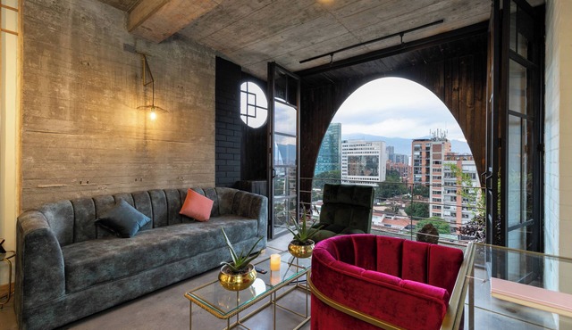 Open Concept Penthouse Loft @ Nido Sky: Unit 17