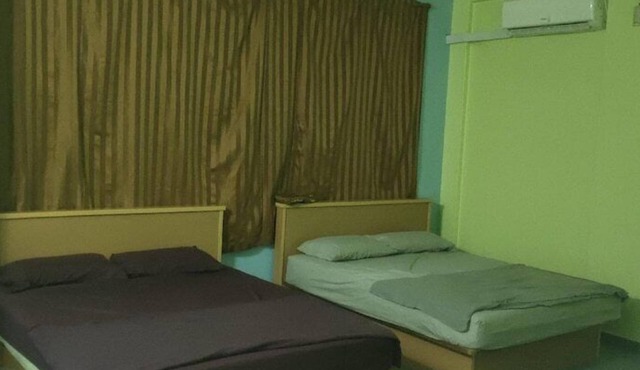 OYO 90471 Hotel Tepoh