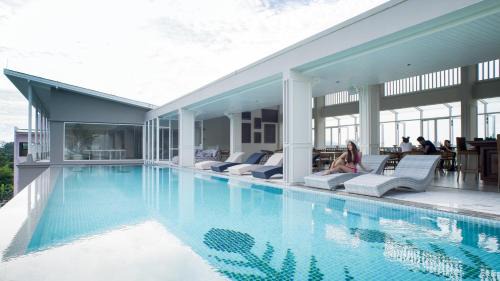 Panphuree Residence in Phuket