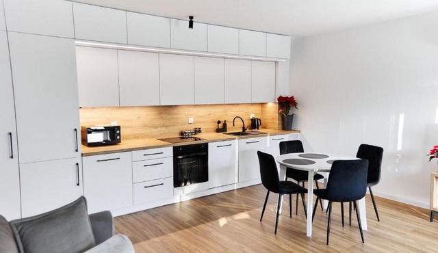 Park & Town Apartment
