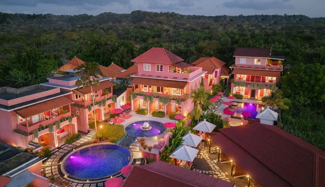 PinkCoco Uluwatu - Constant Surprises & for Cool Adults Only