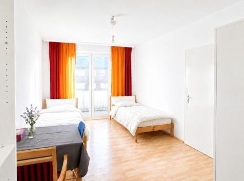 Premium Teamwohnung 4 Betten, Gepflegt & Zentral in Laatzen, Messe direkt vor der Tür
