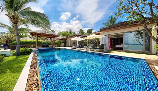 Private 4BR Beachfront Villa | Bophut Beach in Koh Samui