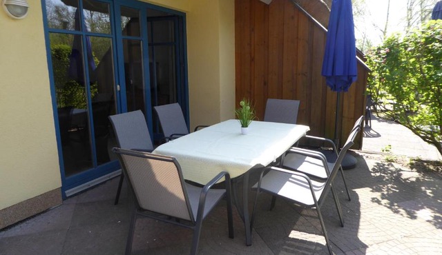 Reetdachhaus Holunder 3, 6 Personen, Kamin, W-Lan