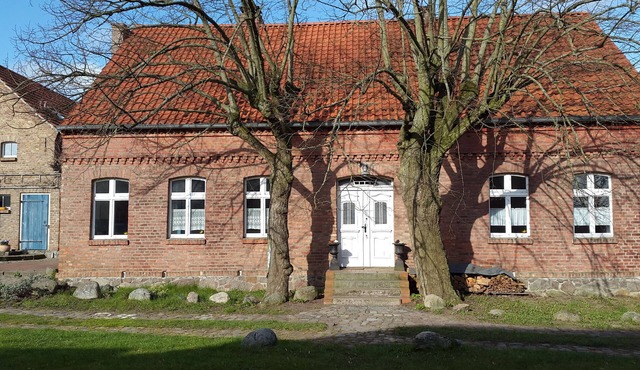 Renovated farmhouse in the northern Uckermark, between lakes and forests