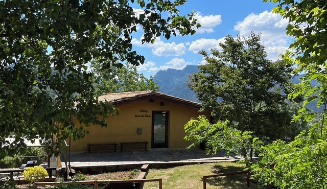 Rural Hostel in the Heart of Nature.Disconnect, Hike, Ski & Enjoy the Mountains!