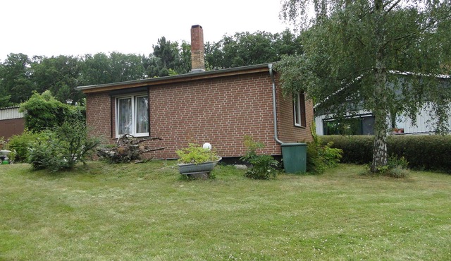 Small cottage near the forest overlooking the Teufelsmauer