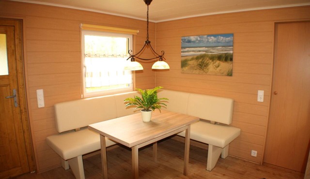 Seedorf Bungalow No. 4 in Basedow (Malchiner See)