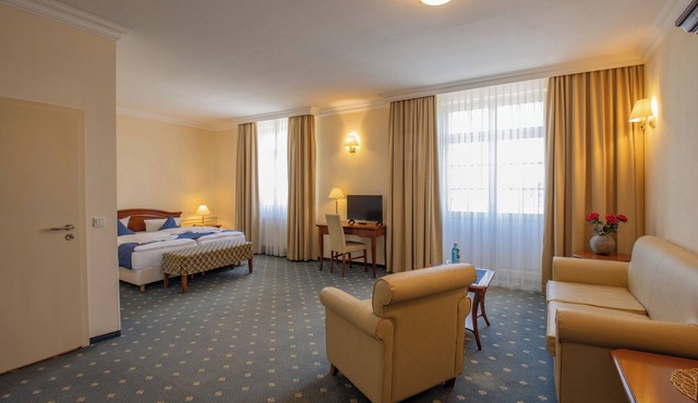 Seehotel Grossraeschen