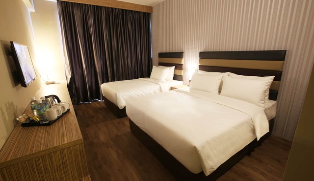 SEM9 Senai 'Formerly Known as Perth Hotel"
