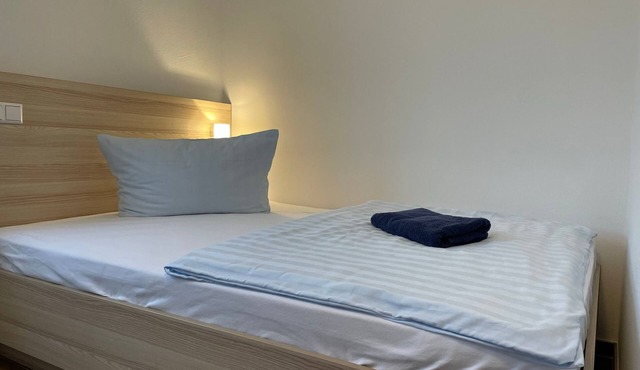 Single room 203 - Lokschuppen Pasewalk- Guest houses with double room, single room and kitchen