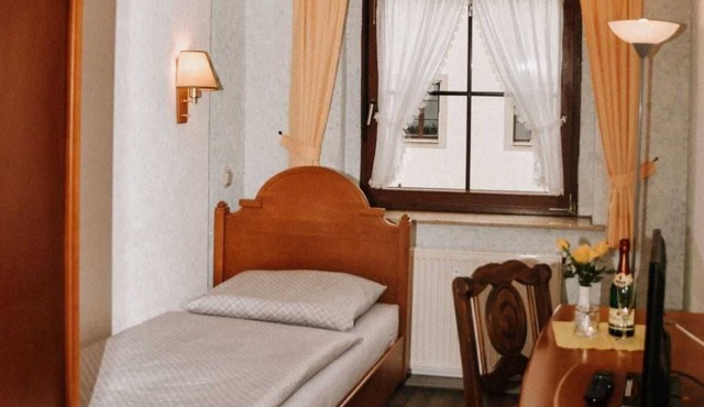 Single room without extra bed 2 - Pensionsgasthof Deutsches Haus