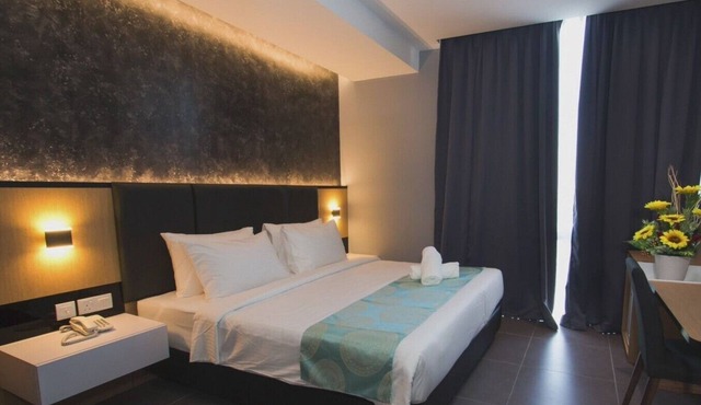 Solid Hotels