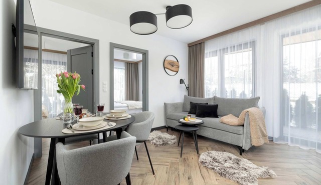 Spacious apartment in Zakopane | Spa access | Parking.