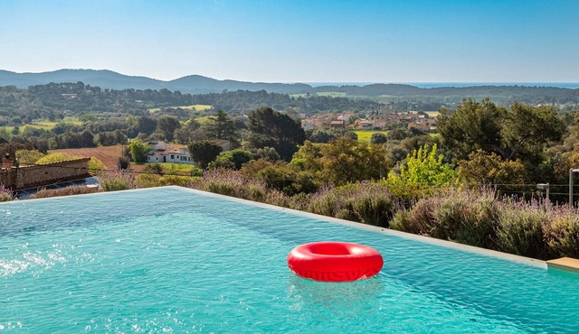 Spacious Charming House in Vall-llobrega