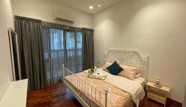 Spacious Luxury and comfortable for Medium to large group
