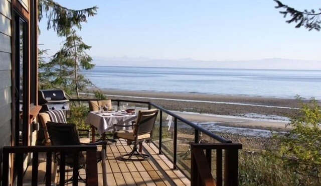 Spectacular ocean side experience at this stunning 1 bdm home, Qualicum Bay in Qualicum Beach