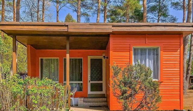 Stunning home in Rheinsberg OT Warenthi with WiFi