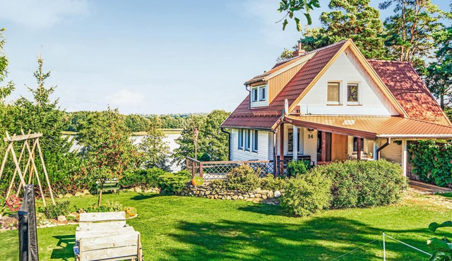 Stunning home in Mragowo