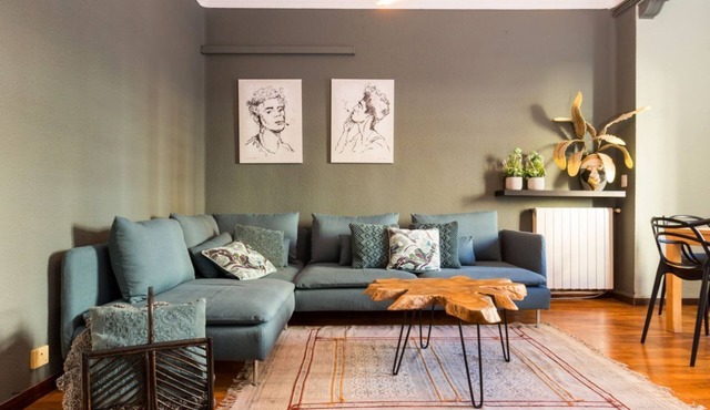 Stylish apartment near to Sagrada Familia