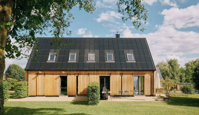 Stylish vacation apartment with 2 terraces and beautiful sauna in the Uckermark.