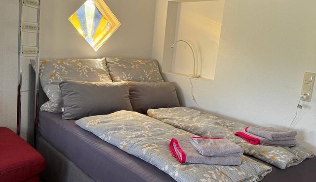 Stylish vacation home directly on the Weser with covered terrace and free WLAN