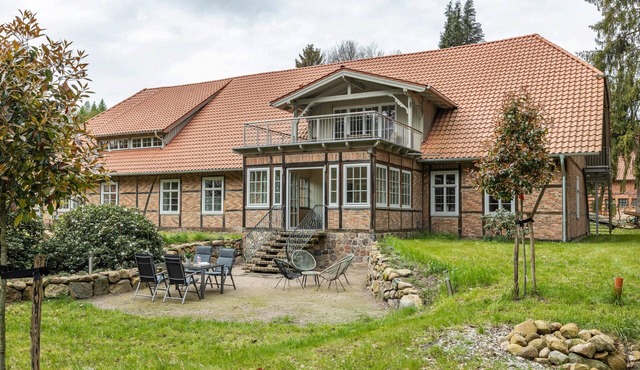 Suite Wintergarten: Lake Access, Wi-Fi, Parking, 2 Bathrooms, Large Garden