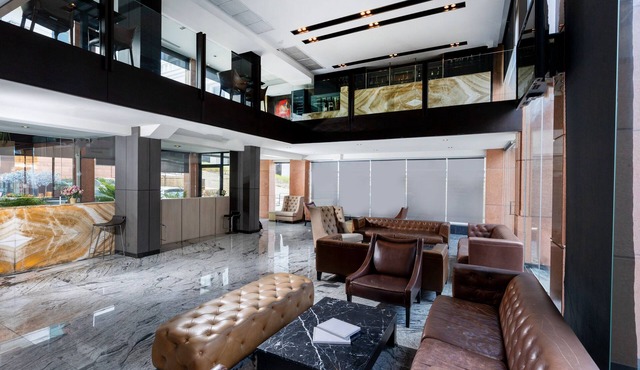 Sukhothai Hotel and Residence