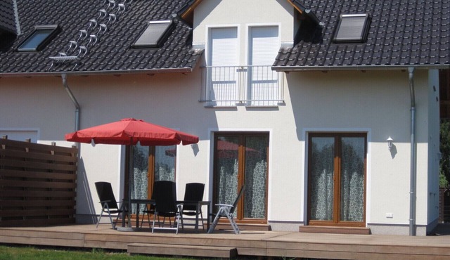 SÜNN & BRIES directly on the beach: large house with fenced garden+kayaks+DSL