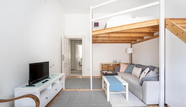 Sunset Square Studio with gallery