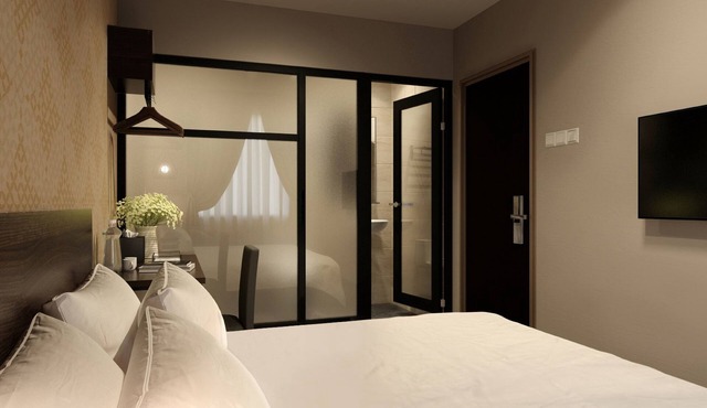 The Square Hotel