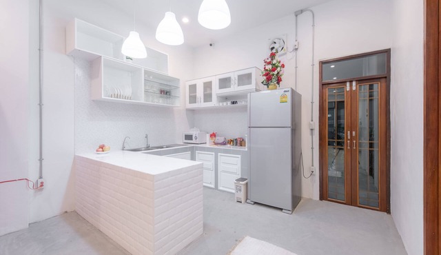 Tiny Taladnoi Hostel