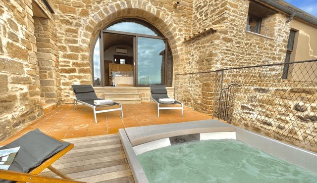 Torre Medieval de Queralt & Spa