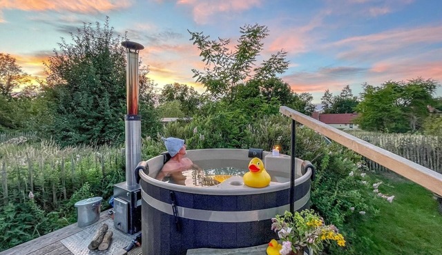 traumHaff®Cozy Pilots Romance with fireplace, private NORDICSPA, fireplace, boat