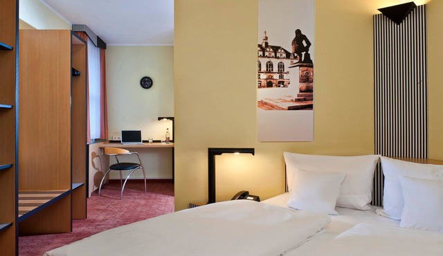 TRYP by Wyndham Halle