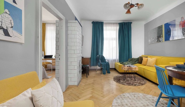 Unique Apartment | Air Conditioning | Remote Work