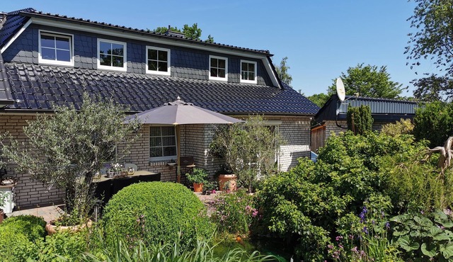 Vacation apartment "Sonnengarten" - garden oasis for rest and relaxation