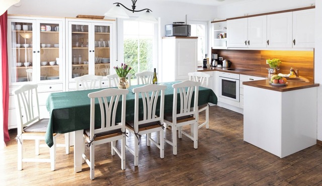 Vacation home Schlehenweg in Zinnowitz for up to 10 people with sauna & WLAN