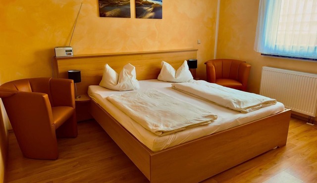 Vacation room directly at the Ellbogensee