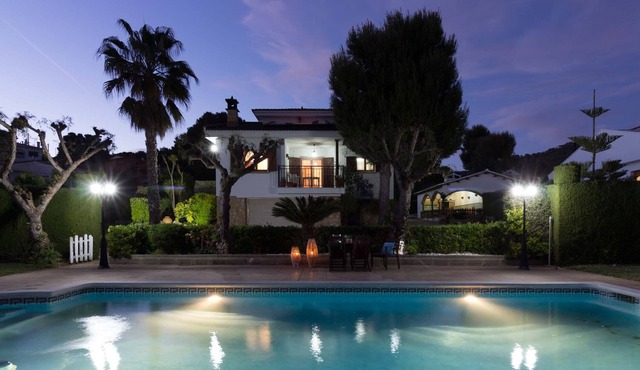 Villa Romaní - Spectacular villa with large outdoor space
