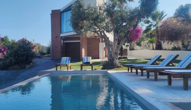 Villa Sentiu