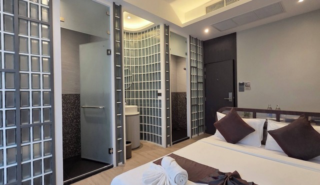 Warm Pillow Hotel Bangkok