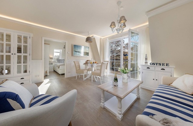 5-Star Luxury Apartment by the Sea with a Fireplace, Spa Area, and Sauna