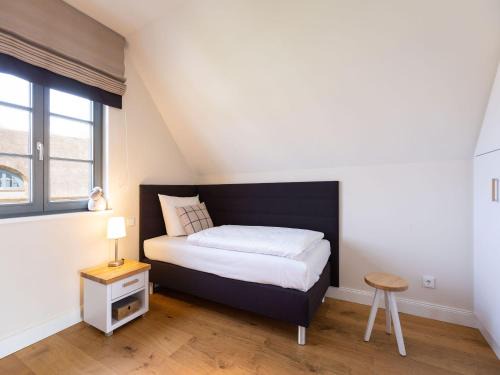 Reetland am Meer - Premium Reetdachvilla mit 3 Schlafzimmern, Sauna und Kamin E05