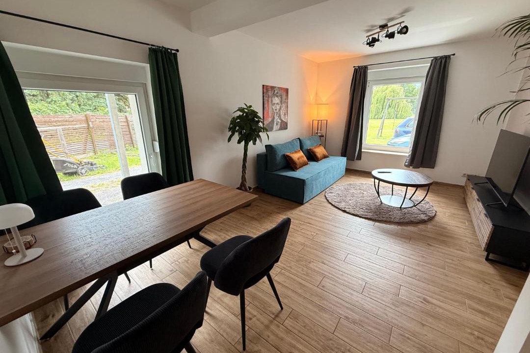 Schumachersiedlung Apartment | Gartenwohnung im Kuhstall, Havelzugang, Vollausstattung