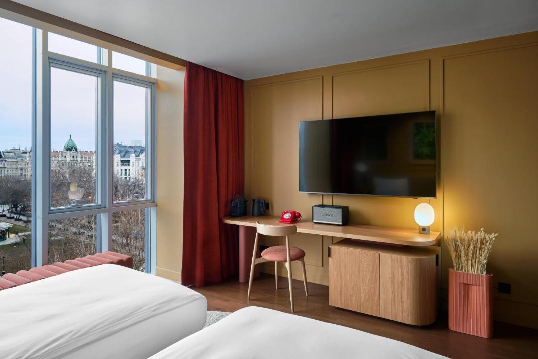 Belvaros - Lipotvaros Hotel | Verno House Budapest, Vignette Collection by IHG